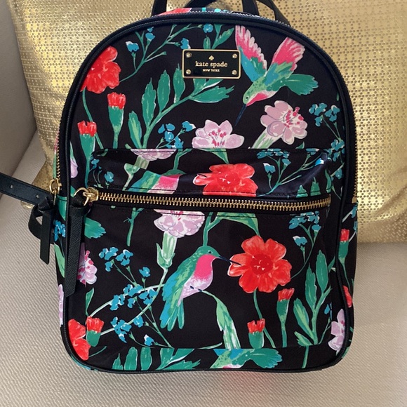 kate spade Handbags - Kate Spade New York♠️Wilson Road Small Bradley Hummingbird Floral Backpack Bag🌸